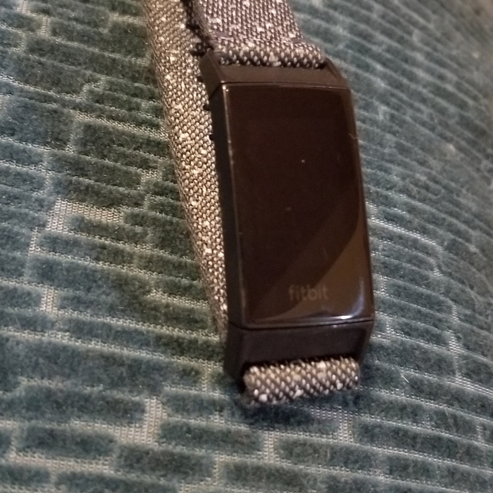 Fitbit Charge 4 Special Edition